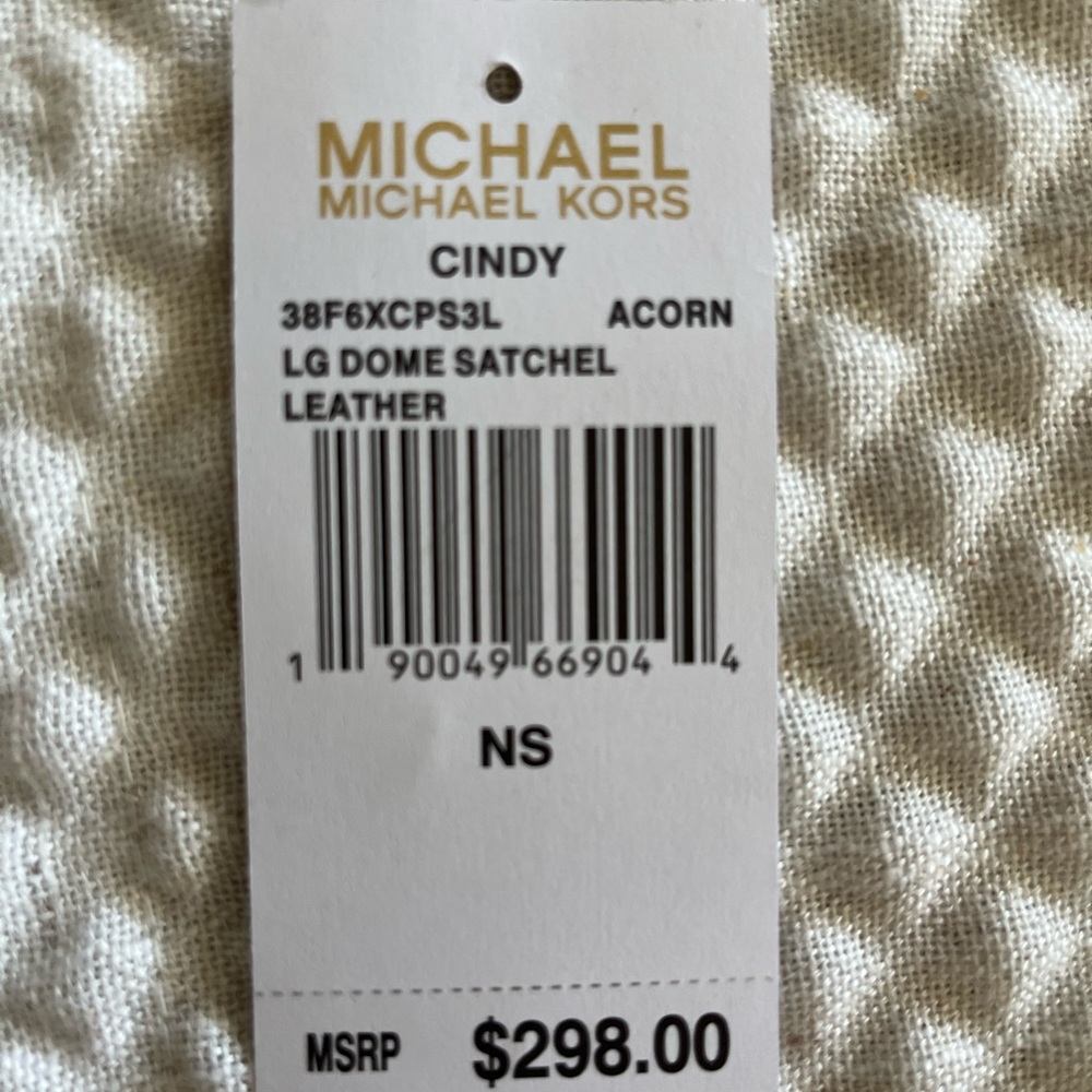 Brand new never carried Michael Kors - Picture 9 of 9